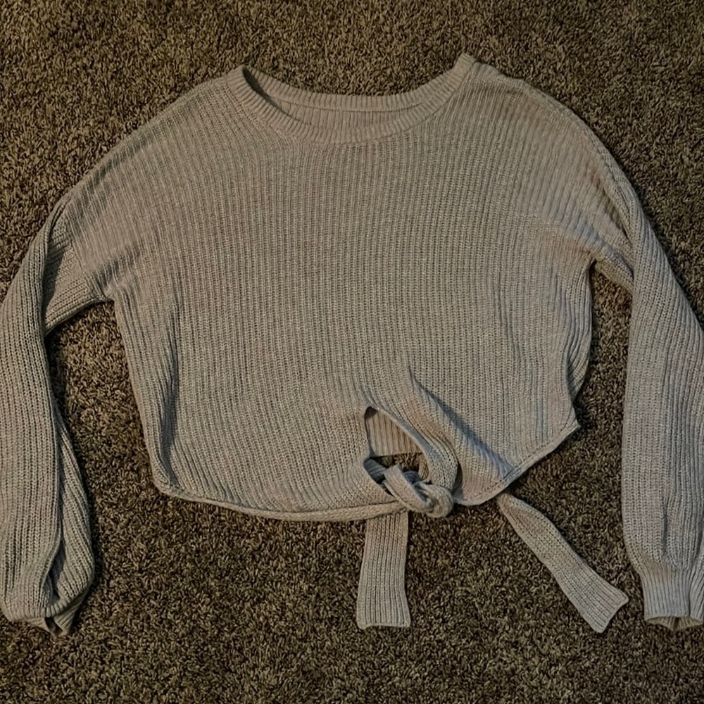 Hollister sweater